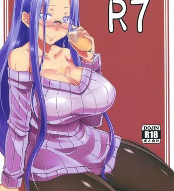 r7 cover